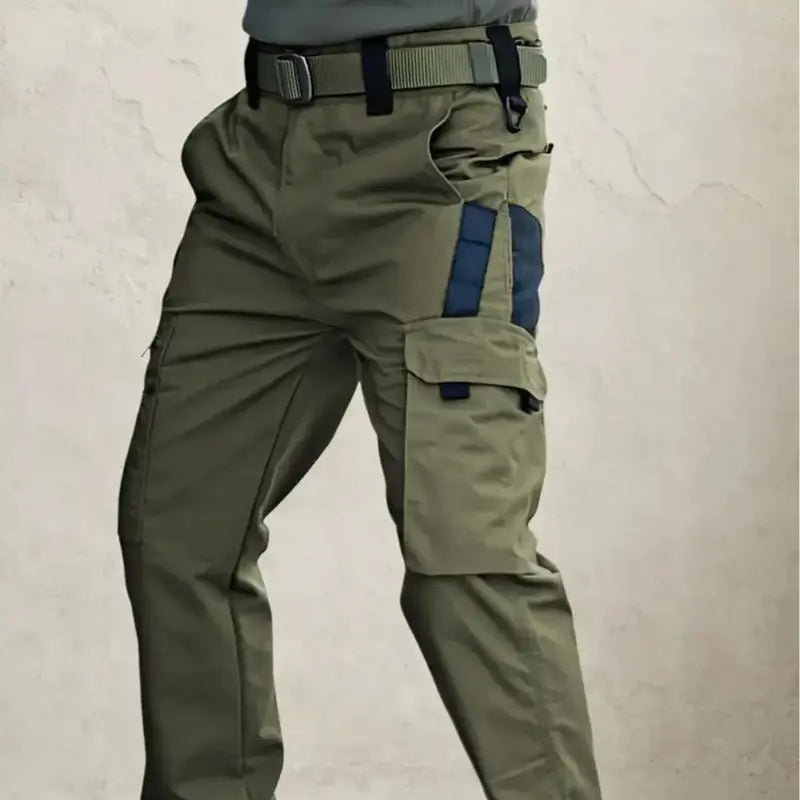 Men's durable outdoor training pants, men's multi-pocket work pants, men's solid color and printed pocket zipper waterproof tactical cargo pants without belt, regular fit sports pocket durable autumn pants. Casual Street Trousers